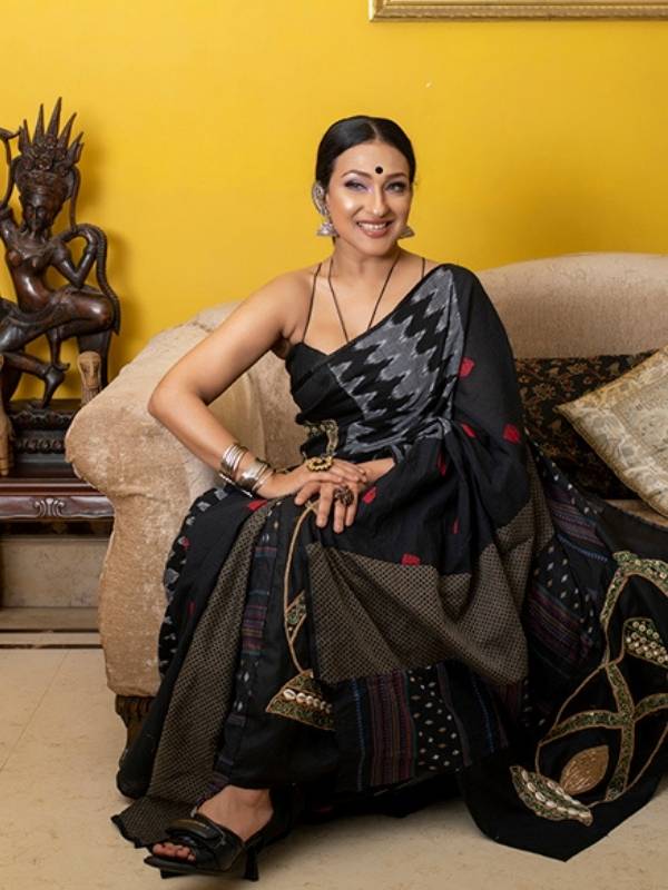 এ বছর সেই চেনা অনুভূতিগুলোকেই আবার নতুন করে ছুঁয়ে দেখবেন সঞ্জয়ের সোহাগিনী ঘরনি। 