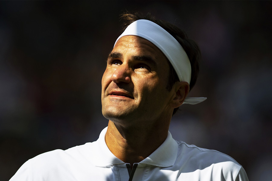 টেনিস থেকে বিদায়ের ঘোষণা করেছেন রজার ফেডেরার। লন্ডনে লেভার কাপে জীবনের শেষ এটিপি প্রতিযোগিতায় নামতে চলেছেন তিনি। প্রতিযোগিতার আগে লন্ডনে পৌঁছে গিয়েছেন ফেডেরার। সেখানে অন্য মেজাজে দেখা গেল ২০ গ্র্যান্ড স্ল্যামের মালিককে।