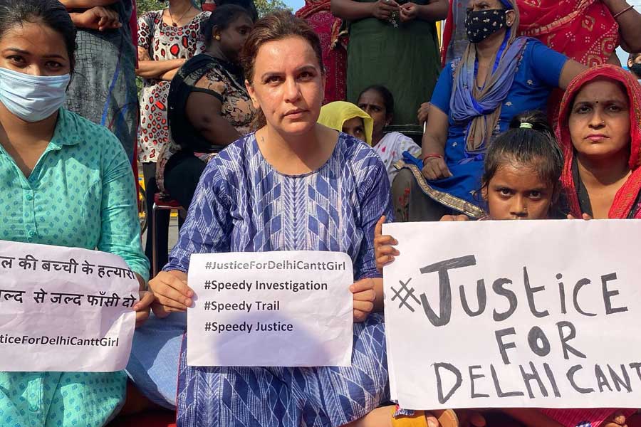 ২০১২ সালের ডিসেম্বরে দিল্লির নির্ভয়া-কাণ্ড সারা দেশের মতো যোগিতাকেও নাড়িয়ে দিয়েছিল।