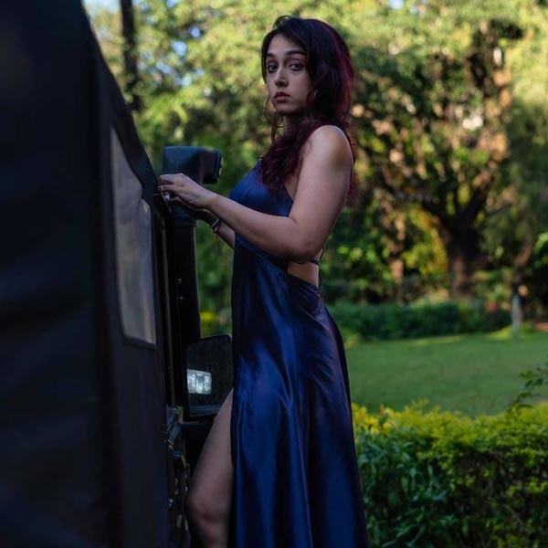 বাগ্‌দানের মতো জীবনের এই সিদ্ধান্তের কথা অবশ্য আর চার-পাঁচ জন খ্যাতনামীর মতো লুকোছাপা করেননি। বরং নিজেই গর্বের সঙ্গে সেই খবর ফাঁস করেছেন ইরা। 