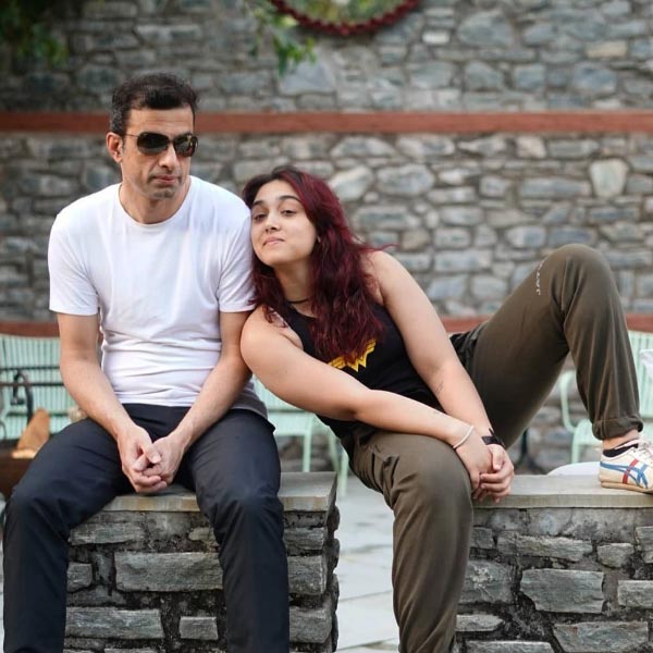  শোনা যায়, গত দু’বছর ধরে প্রেম করছেন ইরা ও নূপুর। চলতি বছরের ৩১ মে ছিল তাঁদের প্রেমের দ্বিতীয় বার্ষিকী। 