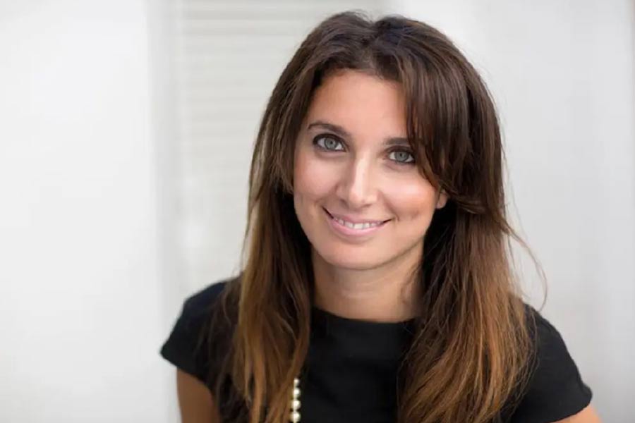 সূত্রের খবর, জোয়েল এবং জোনাথনের বিয়ে হয়েছিল ২০১১ সালে। দম্পতির দু’টি সন্তানও রয়েছে। ধীরে ধীরে সম্পর্কে তিক্ততা আসার পর জোনাথনের থেকে আলাদা থাকতে শুরু করেন জোয়েল।