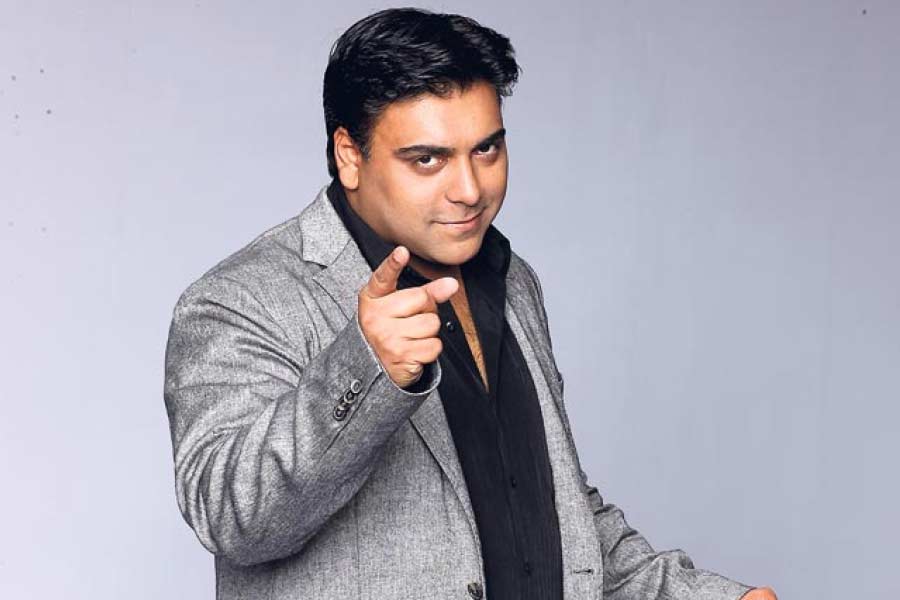  ধারাবাহিক, টিভি শো-তে পরিচিত মুখ অভিনেতা করণ পটেল। তাঁর পারিশ্রমিকও পর্ব পিছু ১.২৫ লক্ষ টাকা। 