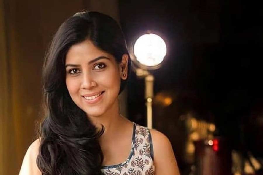 প্রতি পর্ব পিছু ১.৫ লক্ষ টাকা পারিশ্রমিক পান অভিনেত্রী জেনিফার উইঙ্গেট। ধারাবাহিকের পাশাপাশি একাধিক ছবিতেও দেখা গিয়েছে তাঁকে। 