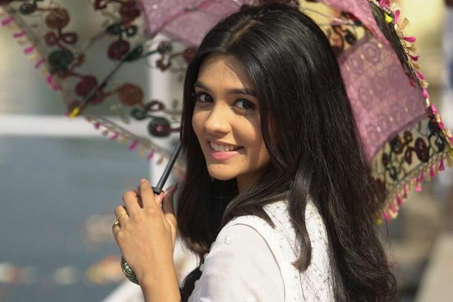 ‘ইমলি’-তে অভিনয় করার সময় প্রতি পর্ব পিছু ৮০ হাজার টাকা করে পারিশ্রমিক পেয়েছিলেন অভিনেত্রী সুম্বুল তৌকির।