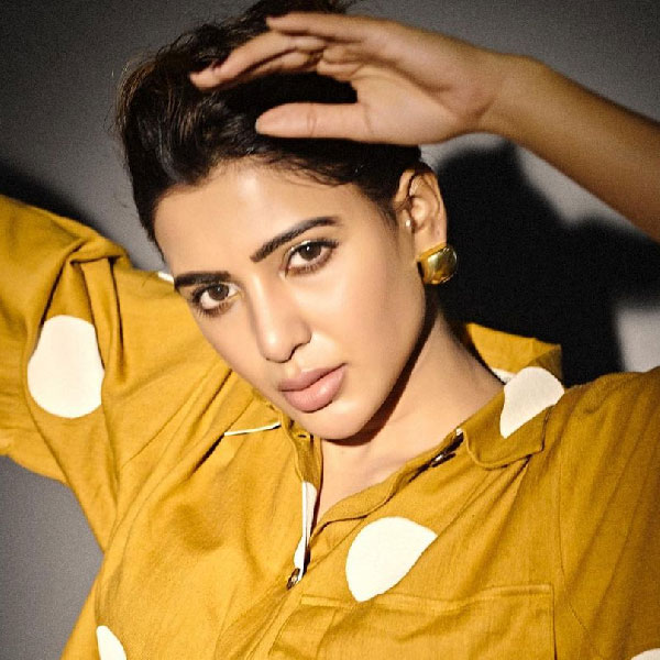 সামান্থা নিজে অবশ্য বিয়ে বা নতুন সম্পর্কের বিষয়ে মুখ খোলেননি এখনও। কিন্তু সংবাদমাধ্যমে এবং অনুরাগীদের মধ্যে তাঁর নতুন প্রেমিককে নিয়ে কৌতূহল তুঙ্গে।