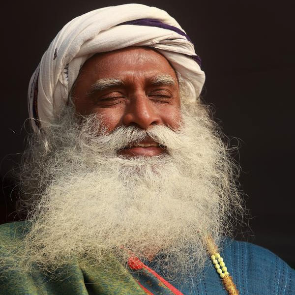 ১৯৯২ সালে কোয়ম্বত্তূরে ইশা ফাউন্ডেশন স্থাপন করেন গুরু জগদীশ। ধীরে ধীরে তাঁর খ্যাতি ছড়িয়ে পড়ে উত্তর ভারতেও। 