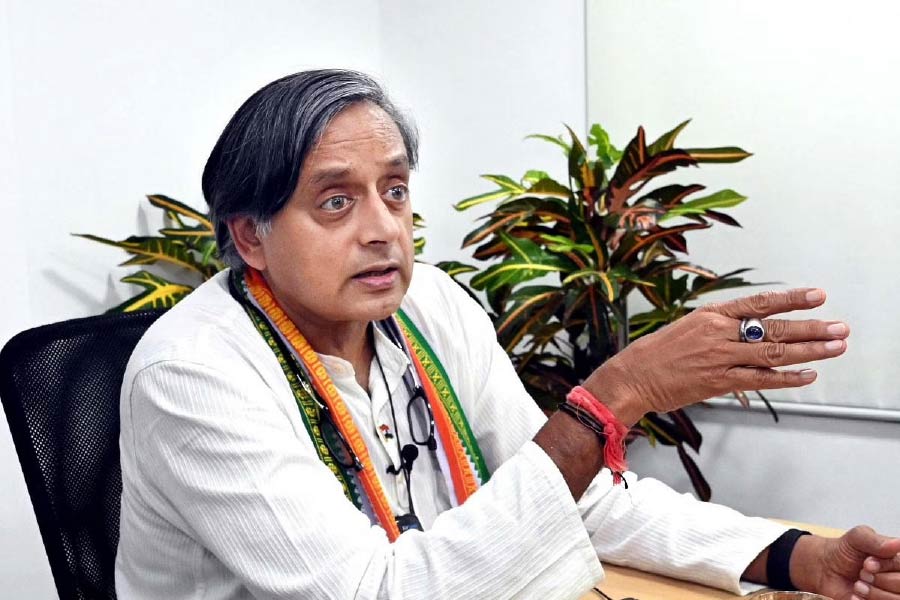 Picture of Shashi Tharoor.