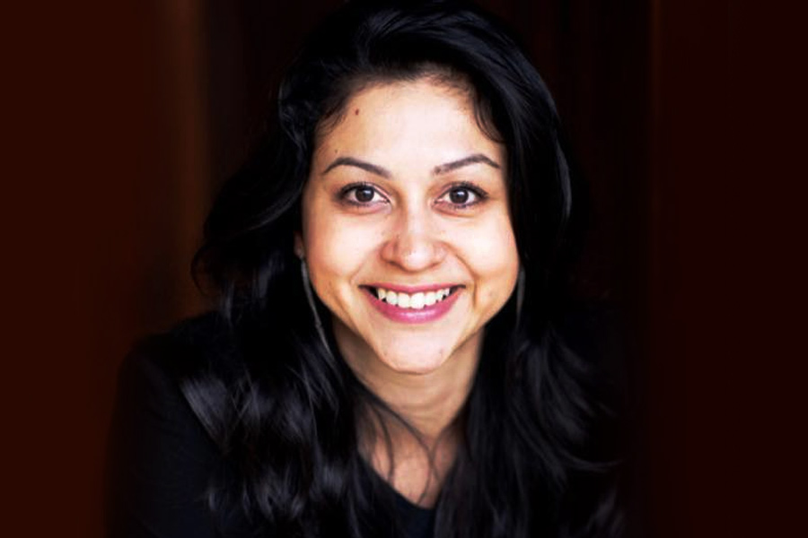 নেহা এখন আমেরিকার নাগরিক। থাকেন ক্যালিফোর্নিয়ার পালো আল্টোতে। যদিও তাঁর জন্ম, পড়াশোনা ভারতে।