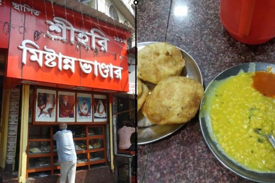 ‘শ্রী হরি মিষ্টান্ন ভাণ্ডার’:  ১০৫ বছরের পুরনো ‘শ্রী হরি মিষ্টান্ন ভাণ্ডার’ রয়েছে ভবানীপুর পুলিশ স্টেশনের বিপরীতে। কচুরির সঙ্গে সব্জি বা তরকারি নয়, ছোলার ডাল দেওয়াটাই বিশেষত্ব এই দোকানের। কচুরি আর ডালের সঙ্গে এখানকার ল্যাংচাও চেখে দেখতে পারেন। লা জবাব! ঠিকানা: শ্যামাপ্রসাদ মুখোপাধ্যায় রোড, বকুল বাগান, ভবানীপুর, কলকাতা - ৭০০০২৫