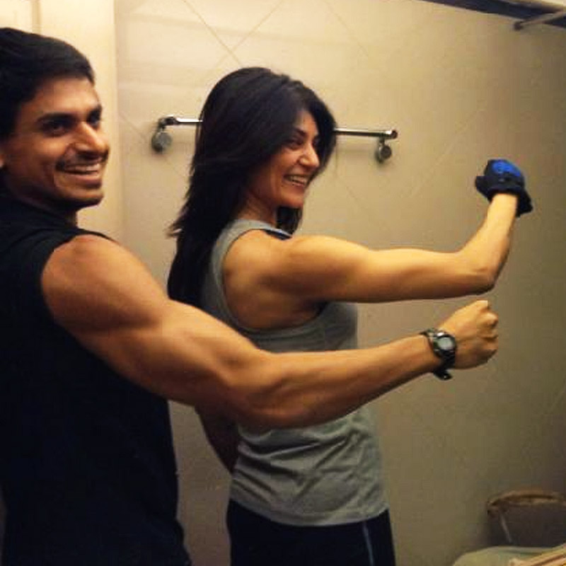 শুধু আমির নন, প্রায় এক দশক ধরে অভিনেত্রী সুস্মিতা সেনকে প্রশিক্ষণ দিচ্ছেন নূপুর। এমনকি, সুস্মিতার জন্মদিনে তাঁকে ইনস্টাগ্রামে শুভেচ্ছাবার্তাও জানান তিনি।