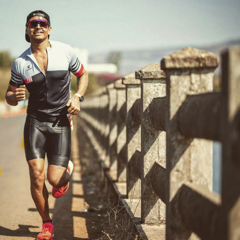 শরীরচর্চার পাশাপাশি খেলাধুলোতেও বিশেষ আকর্ষণ রয়েছে নূপুরের। জাতীয় স্তরে টেনিসও খেলেছেন তিনি।