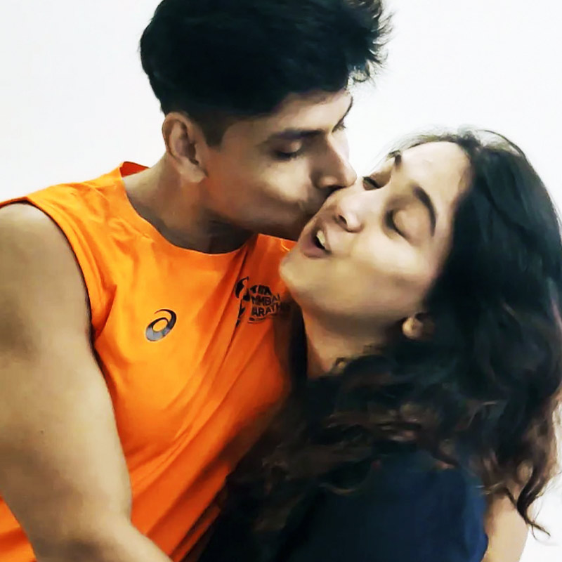 চলতি বছরের জুলাই মাসে ইরা নতুন কেনা বাড়িতে থাকতে শুরু করেছেন। নূপুরও ইরার সঙ্গে প্রায়ই এই বাড়িতে থাকেন বলে শোনা যায়।