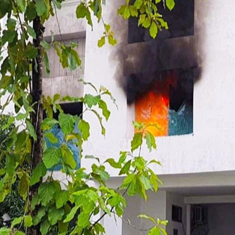  ডিজিপি অশোক কুমারও এই দাবি করেছেন। তিনিও জানিয়েছেন যে, অতিথিদের ‘খুশি করতে’ অঙ্কিতাকে ‘চাপ দিতেন’ রিসর্ট মালিক।