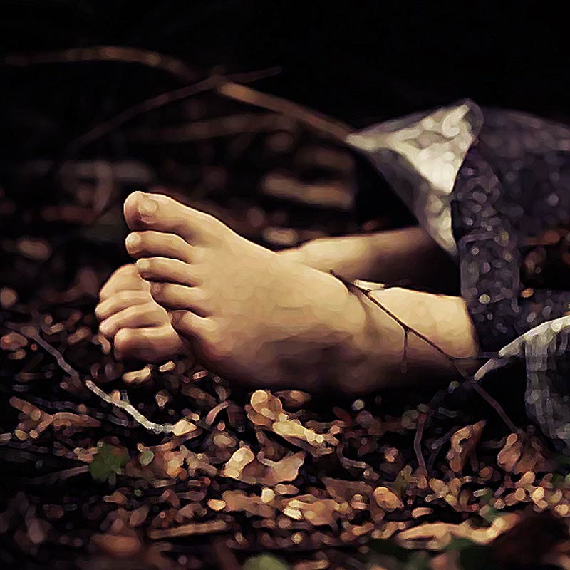 ১৯৯০ সালের ২২ ফেব্রুয়ারি ইয়োলান্ডা এ স্যাপ নামের এক যৌনকর্মীর মৃতদেহ পাওয়া যায়। ইয়োলান্ডার বয়স ছিল ২৬ বছর। এই ঘটনার ঠিক এক মাস পর স্পোকেন নদীর ধার থেকে উদ্ধার হয় ৩৪ বছর বয়সি নিকি আই লোয়ের মৃতদেহ।