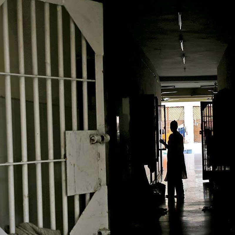 বর্তমানে এই সিরিয়াল কিলারকে ওয়াশিংটনের গিগ হার্বারের একটি মহিলা সংশোধনাগারে রাখা হয়েছে।