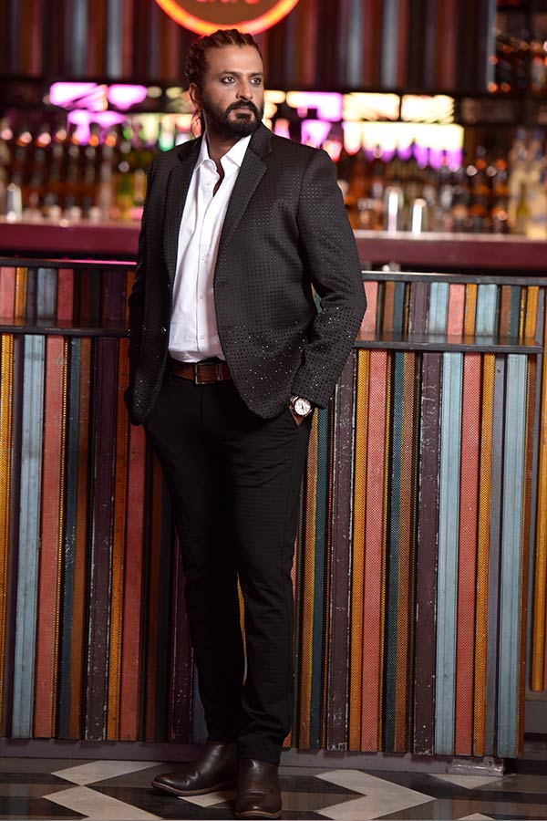 ছিমছাম কিন্তু স্মার্ট।