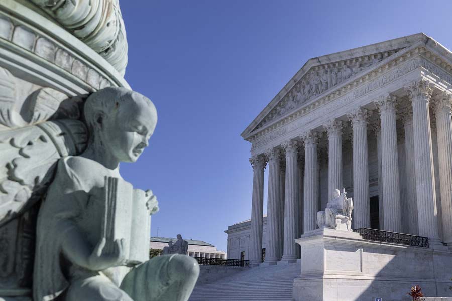 সুপ্রিম কোর্টের নির্দেশ অনুযায়ী, সেই দিন রাত ১২টার আগে অ্যালানকে শাস্তি দিতে হত।