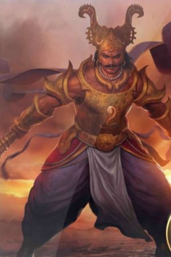  শেষে মহিষাসুর নিজেই দেবীর সামনে এসে দাঁড়ান, এক অতি সুদর্শন যুবকের রূপে। 