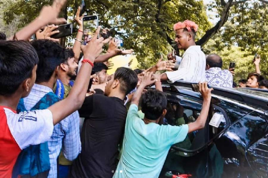 তবে যে কারণে তিনি ভাইরাল সেই ধরনের ভিডিয়ো বানানো সাওয়ান কখনও বন্ধ করেননি।