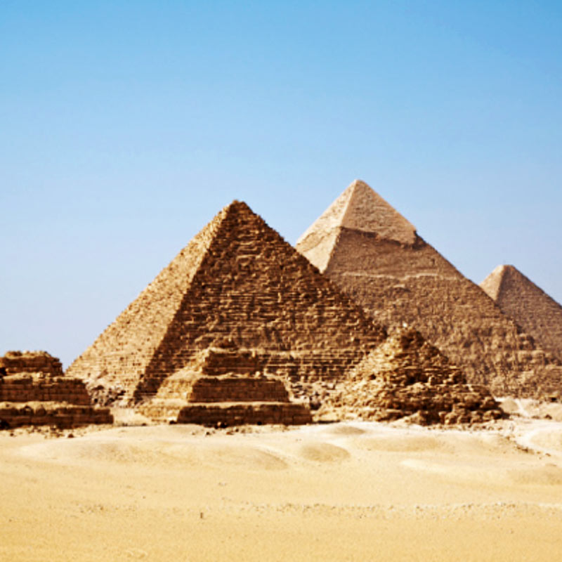 প্রাচীন ইতিহাসবিদদের মতে, এই শহরে জীবন কাটানো ছিল খুবই কঠিন। খাবার এবং পানীয় দলের সরবরাহ ছিল খুবই পরিমিত। শহর পরিচালনার দায়িত্ব ছিল বন্দিদের উপরেই।