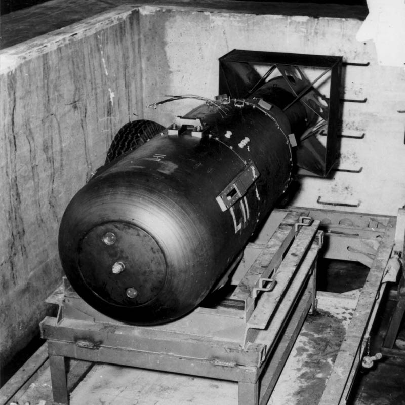 সোভিয়েত ইউনিয়ন এ রকম পরিস্থিতির জন্য আগে থেকেই তৈরি ছিল। সিদ্ধান্ত নেওয়া হয়েছিল, আমেরিকার তরফ থেকে তাদের দিকে ক্ষেপণাস্ত্র উড়ে এলে তারাও পাল্টা পরমাণু হামলা চালাবে।