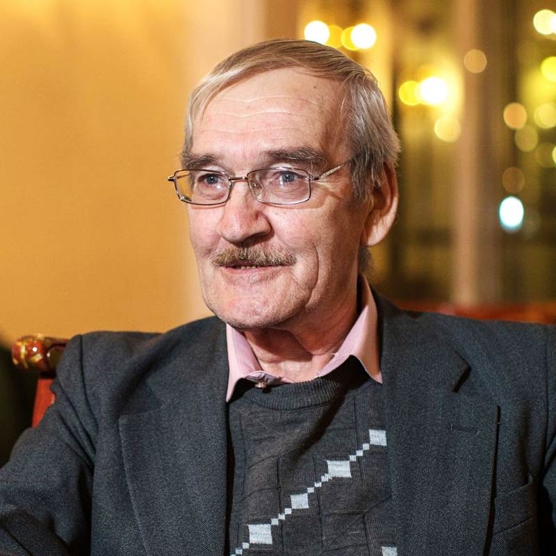 ২৮টি নিরাপত্তা স্তর পেরোলে তবে পেট্রোভের কম্পিউটারে হামলার সঙ্কেত আসত। তাই তিনি এক প্রকার নিশ্চিত ছিলেন যে এই হামলা হচ্ছেই।