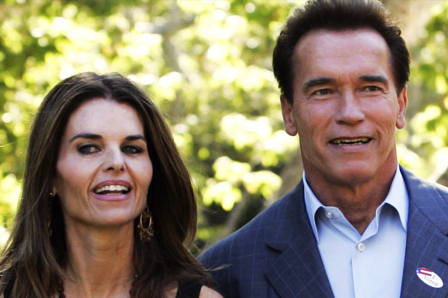 ১৯৮৬ সালে মারিয়া শ্রিভারকে বিয়ে করেন অভিনেতা। মারিয়া এবং আর্নল্ডের চার সম্তান রয়েছে।