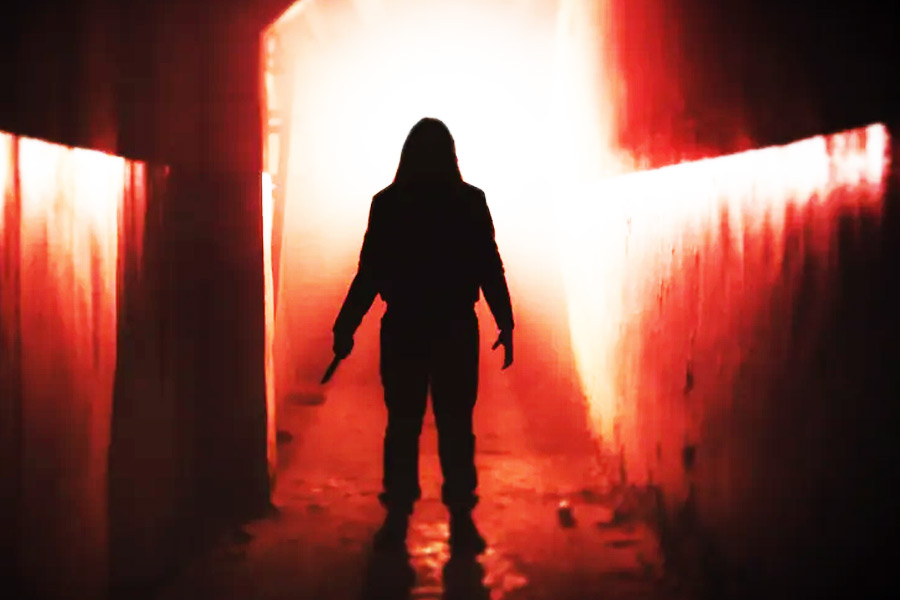 প্রসঙ্গত, ১৯৯১ সালে আগরার লক্ষণপুর এলাকায় একই পরিবারের ছ’জনকে হত্যা করার অভিযোগ ওঠে রাম সেবকের বিরুদ্ধে। প্রেমের সম্পর্কে টানাপড়েনের জেরে এই খুনগুলি করা হয় বলেও পুলিশ সেই সময়ে জানিয়েছিল।