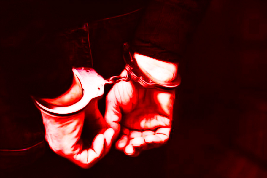 তিন অভিযুক্তকে সেই সময়ে গ্রেফতার করা হলেও পরে তাঁরা জামিন পেয়ে যান।