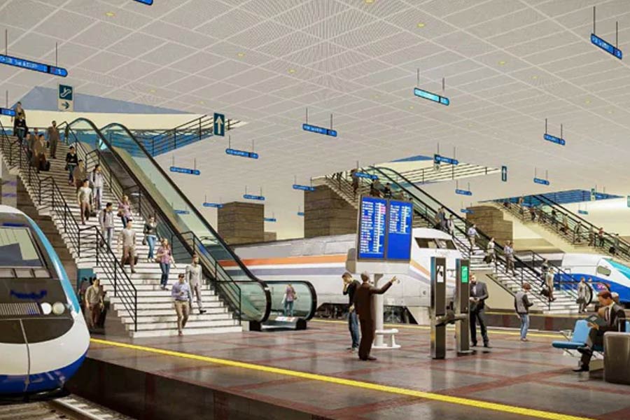 সংস্কারের পর ঢেলে সাজানো হবে দিল্লি স্টেশন। চলমান সিঁড়ি থেকে শুরু করে ঝকঝকে প্ল্যাটফর্ম— ভিড় সামলানোর জন্য একাধিক পরিকল্পনা করা হয়েছে রাজধানীর জন্য।