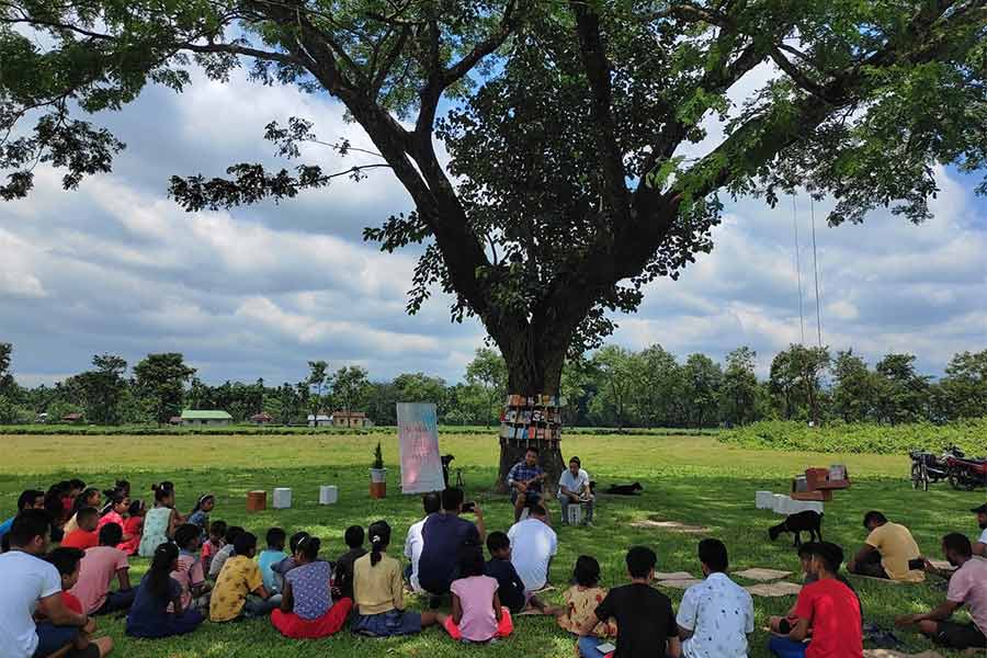 কচিকাঁচা থেকে স্কুল-কলেজ পড়ুয়া— সকলের ঠিকানা, ‘ওপেন লাইব্রেরি’।