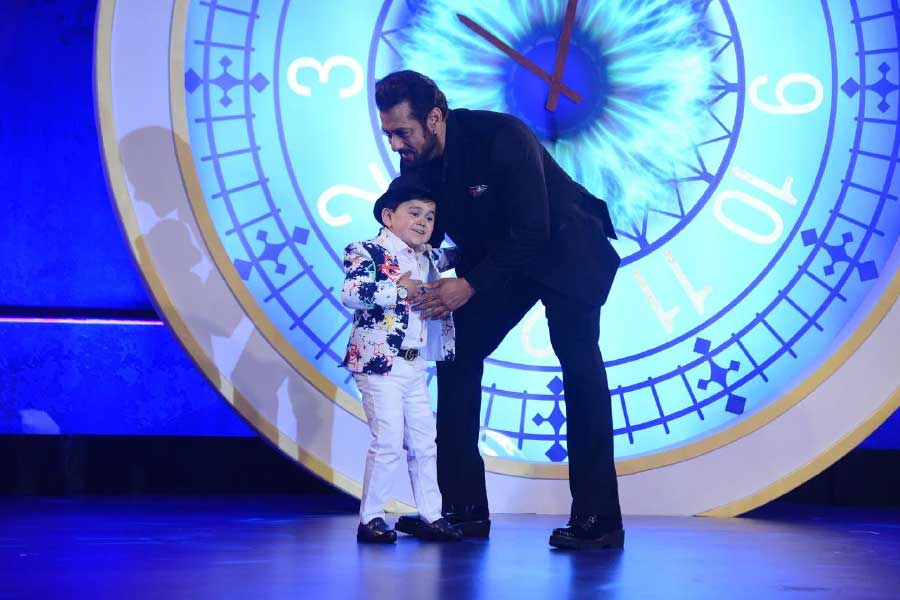  সলমনের আগামী ছবি ‘কিসি কা ভাই কিসি কি জান’ ছবির সঙ্গেও যুক্ত এই গায়ক। 