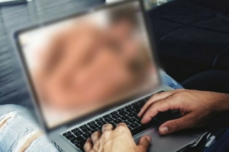  ‘indiancloud’, ‘redxxx’ সাইটের বিরুদ্ধেও পদক্ষেপ করা হয়েছে। 