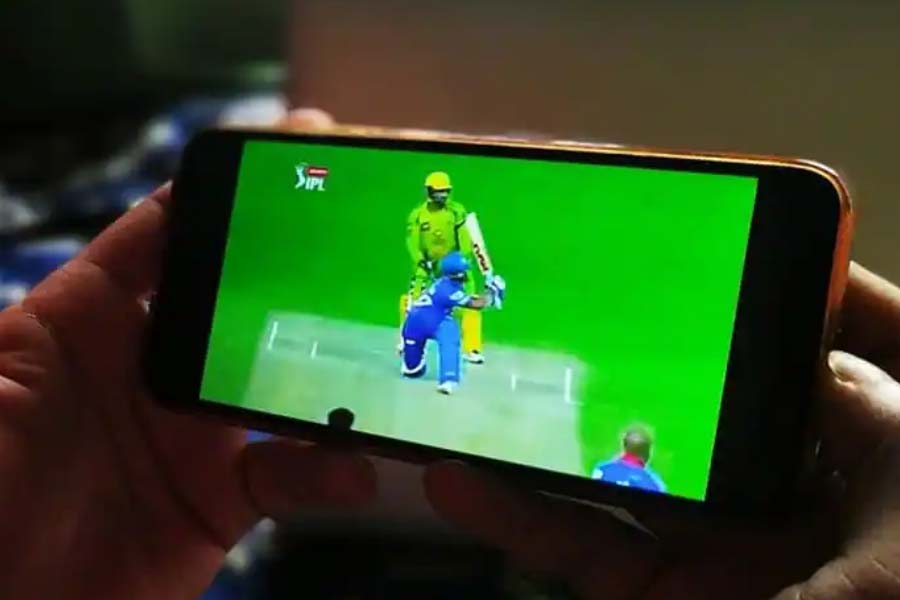IPL on Mobile