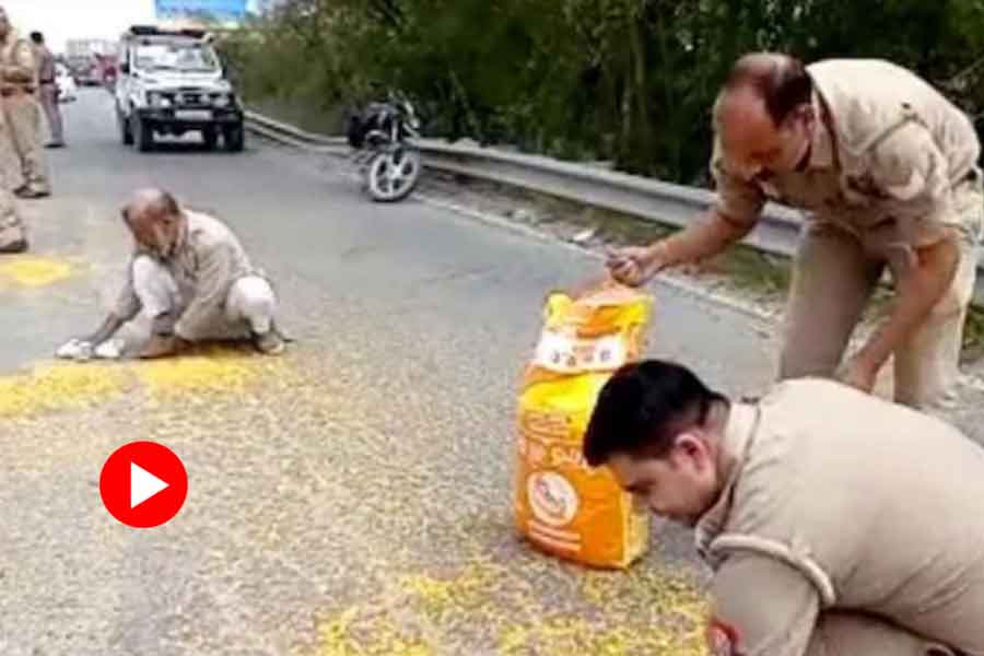 UP police helped old man