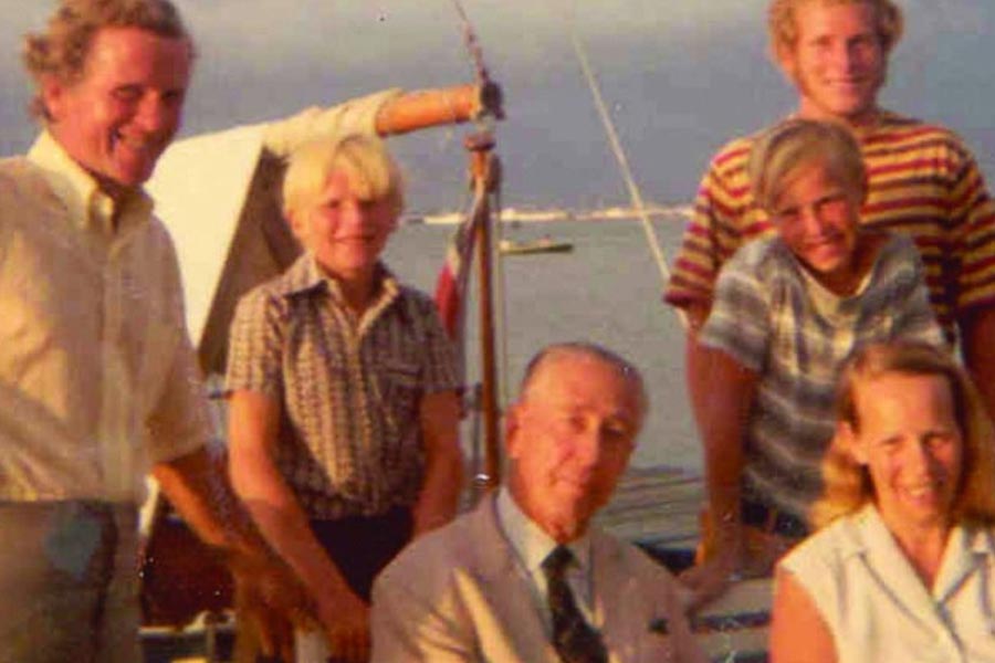 photo of Robertson Family