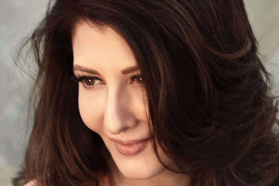 বর্তমানে সঙ্গীতাকে বিভিন্ন অনুষ্ঠানে দেখা যায়। শরীরচর্চার দিকে মন দিয়েছেন তিনি। যোগাসন করেন, নিয়মিত জিমে যান তিনি। 