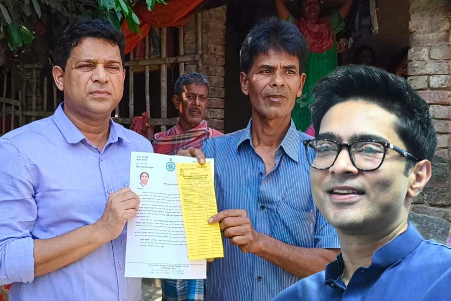 After MP Abhishek Banerjee’s intervention a family gets electric connection within 2 hours after they went to Duare Sarkar Camp 