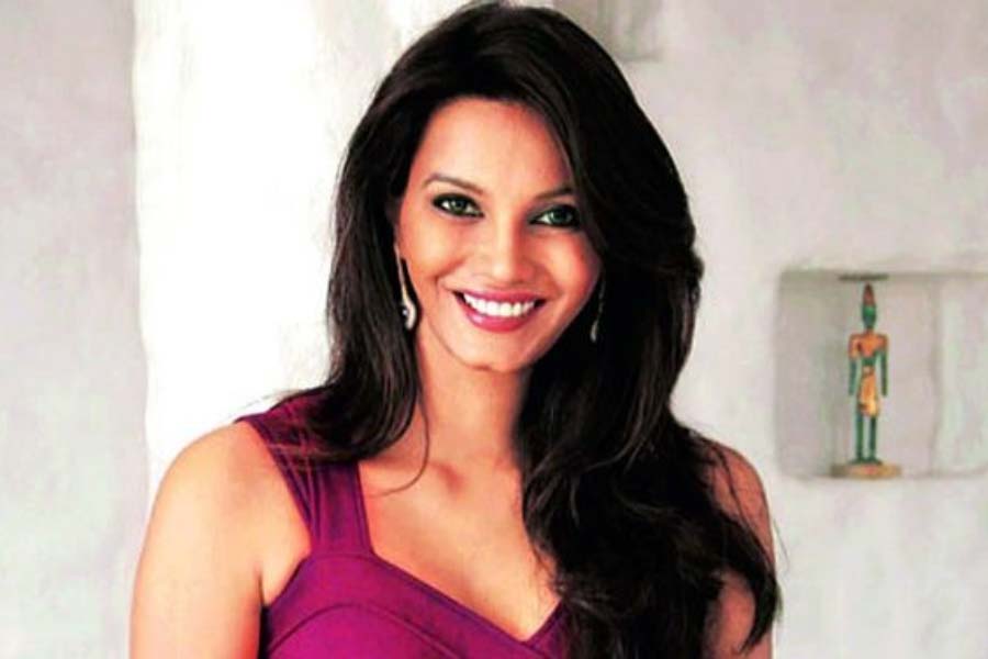 Diana Hayden.