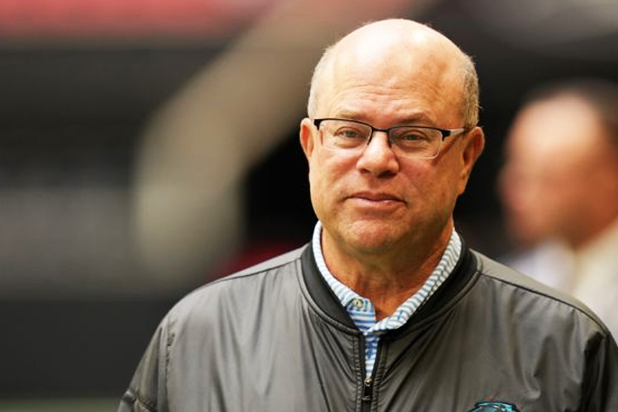 ধনী ক্রীড়াদলের মালিকের তালিকায় অষ্টম স্থানে রয়েছেন ডেভিড টেপার। তাঁর মোট সম্পত্তির পরিমাণ ১৮৫০ কোটি ডলার।