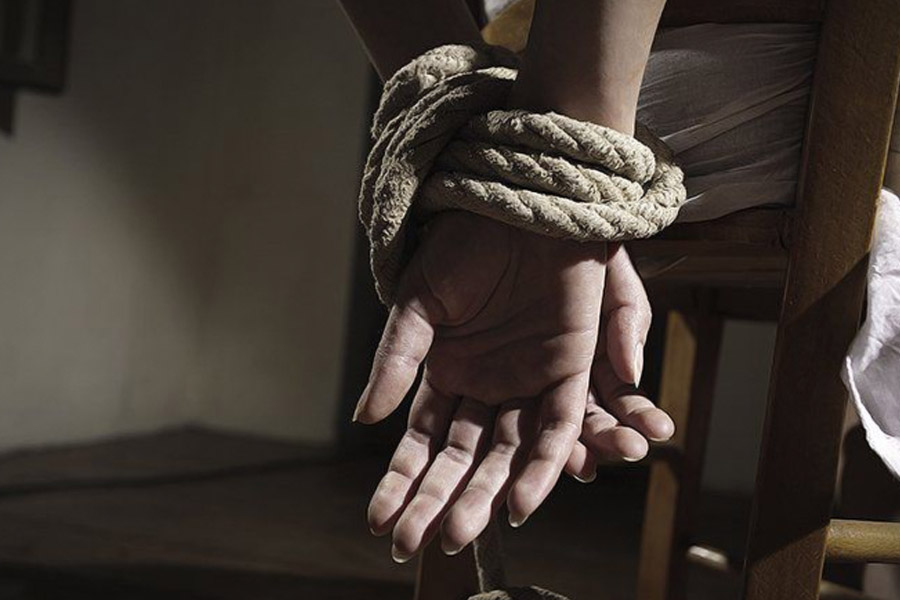 বিহারের কুখ্যাত অপহরণকারীদের তালিকায় পূজার নাম রয়েছে প্রথমের দিকেই। বিহারে তাঁর নামে মানুষ এখনও আতঙ্কে কাঁপে।