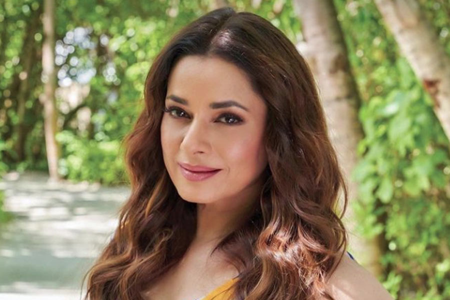 নীলম জানান যে, প্রিয়ঙ্কার সঙ্গে তাঁর বন্ধুত্বপূর্ণ সম্পর্ক রয়েছে। কোনও ঝামেলা হয়নি তাঁদের মধ্যে। শাহরুখ এবং প্রিয়ঙ্কা সম্পর্কে কোনও কথাই ছড়াননি তিনি।