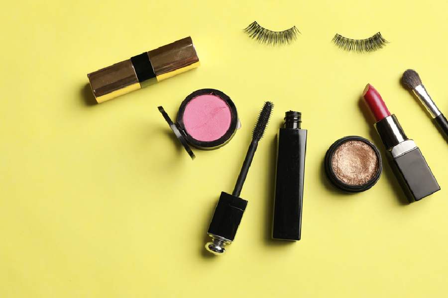 Five makeup mistakes that make you look older