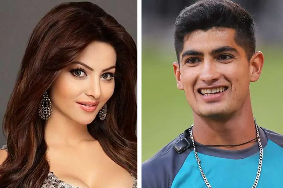 Pakistani cricketer Naseem Shah sends Urvashi Rautela a wedding proposal 