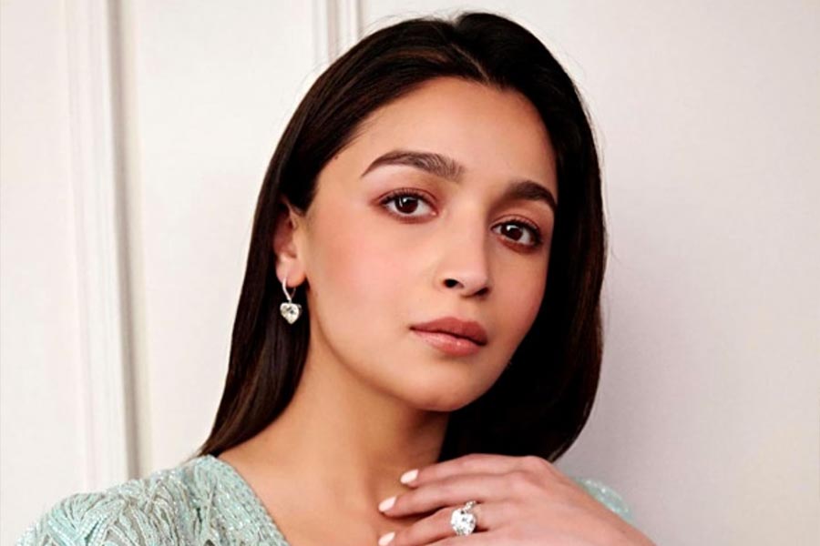 Alia Bhatt to reportedly play NTR Jr’s love interest in War 2.