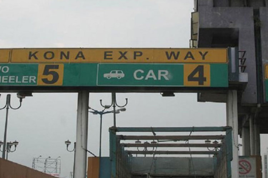 Kona Expressway.