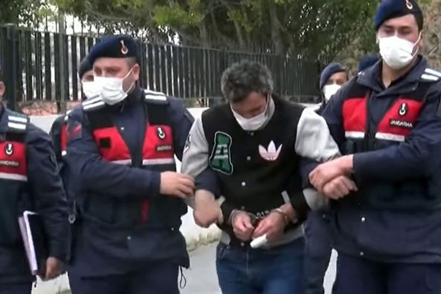 Man allegedly cuts off penis of friend during threesome and kills him with girlfriend’s help.