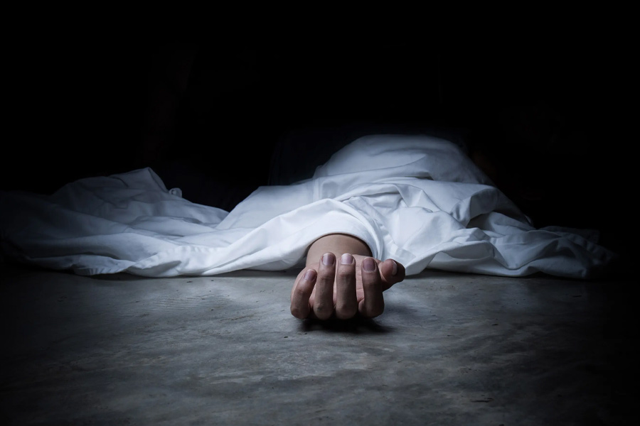 Man allegedly cuts off penis of friend during threesome and kills him with girlfriend’s help.