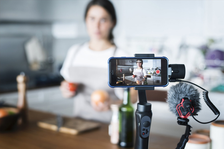 Man allegedly cuts off penis of friend during threesome and kills him with girlfriend’s help.